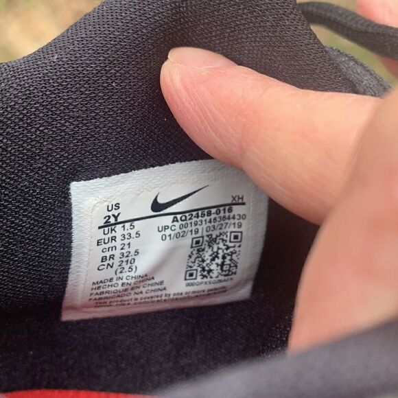 Nike Kyrie 5 Red Carpet Sneakers Sz 2Y - Picture 8 of 9